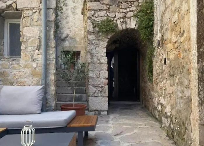 House With Wifi Sukosan, Zadar - 25185 펜션