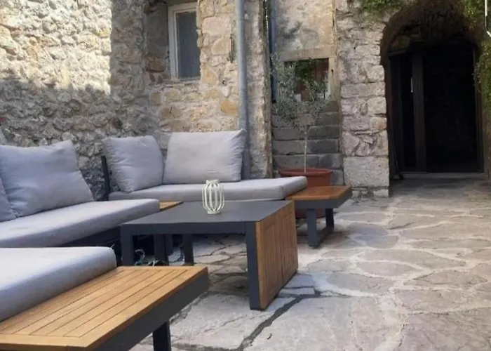 House With Wifi Sukosan, Zadar - 25185 펜션 *