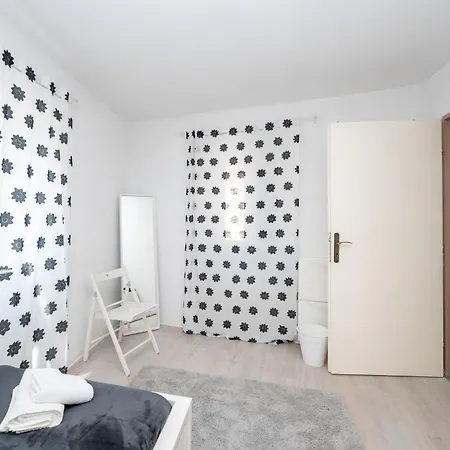 Casa de Férias House With Wifi Sukosan, Zadar - 25185 Sukošan
