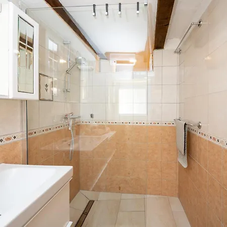 House With Wifi Sukosan, Zadar - 25185 Tatil Evi *